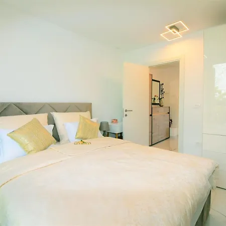 Stella Exclusive Center Of Apartman